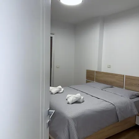 Lumiere 02 Apartment